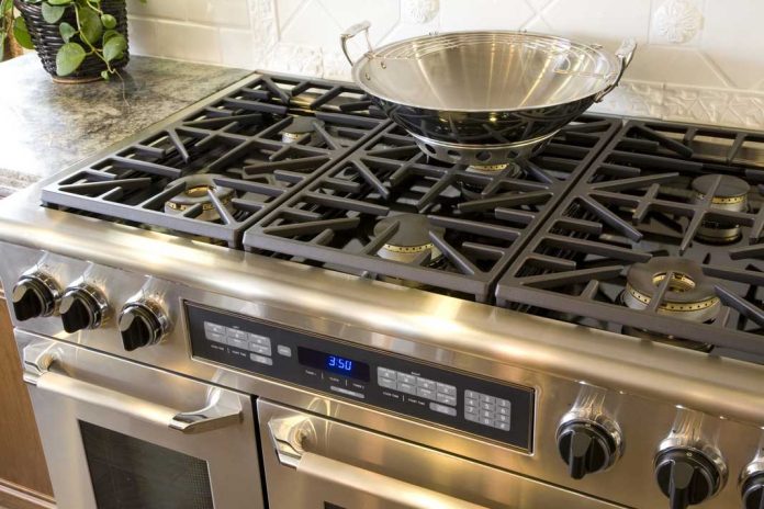 onbetaald Taille Verbanning Gasfornuis met oven, alle kookmogelijkheden in één apparaat